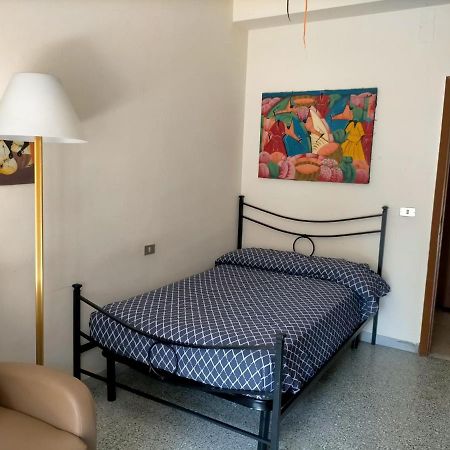 Casa Priscilla Apartment Pescara Exterior photo