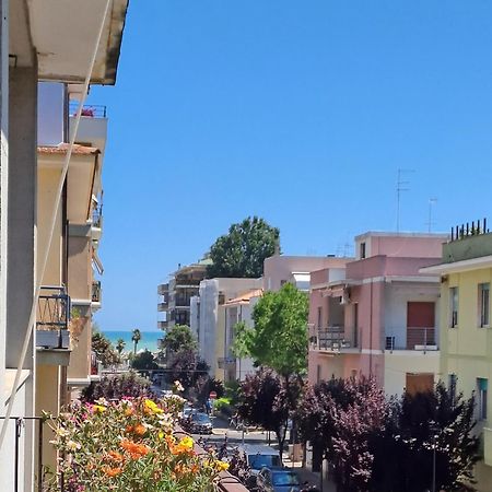 Casa Priscilla Apartment Pescara Exterior photo