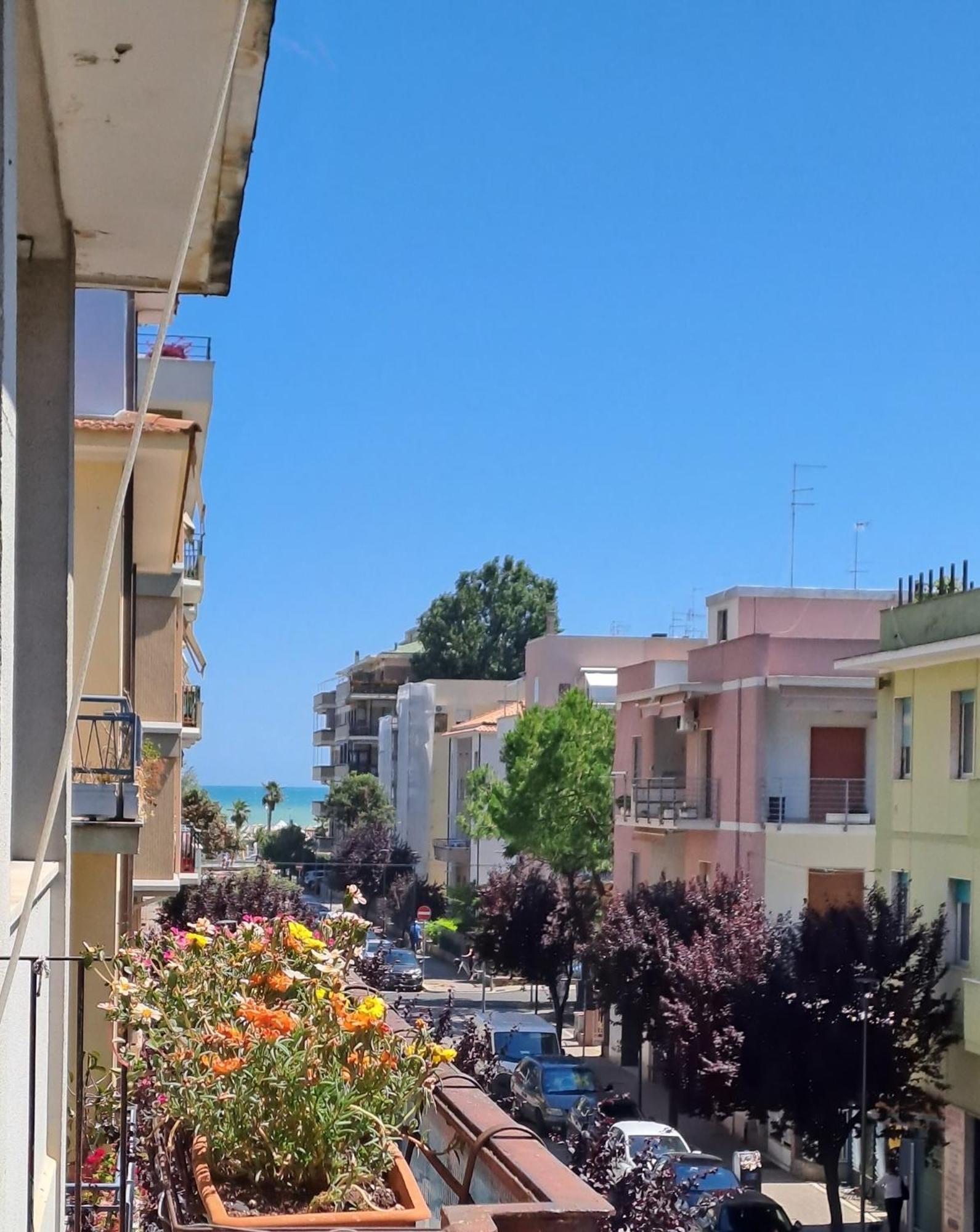 Casa Priscilla Apartment Pescara Exterior photo